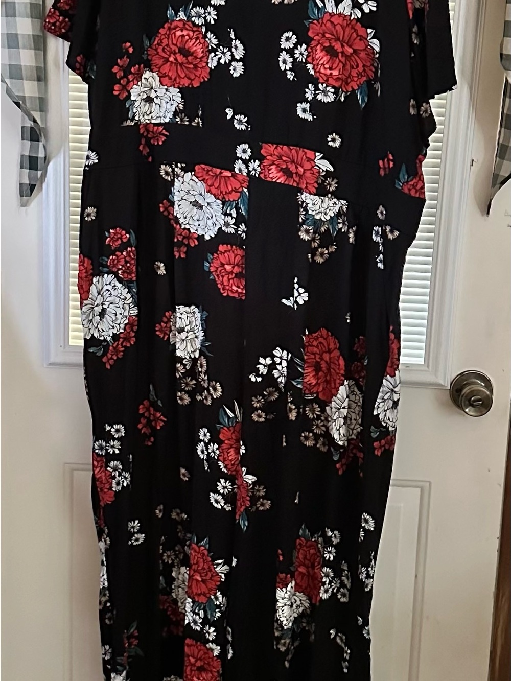 Torrid Black Floral V-Neck Wide-Leg Jumpsuit